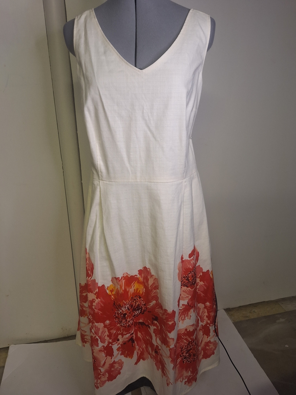 Lands' End White Midi Dress with Coral Floral Hem Size 16